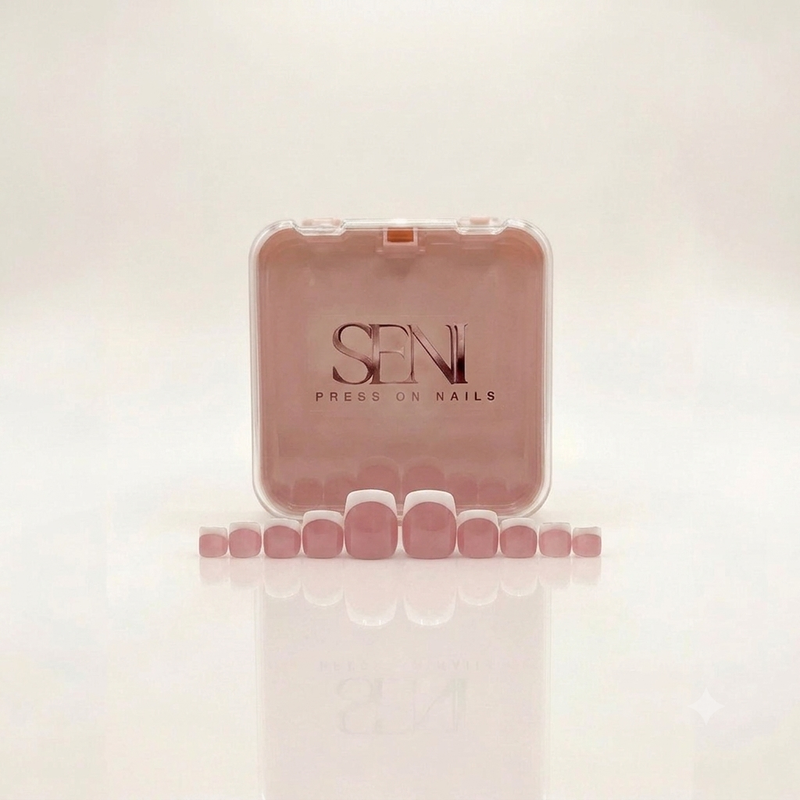 French Blanche Pieds — Forme Carrée
